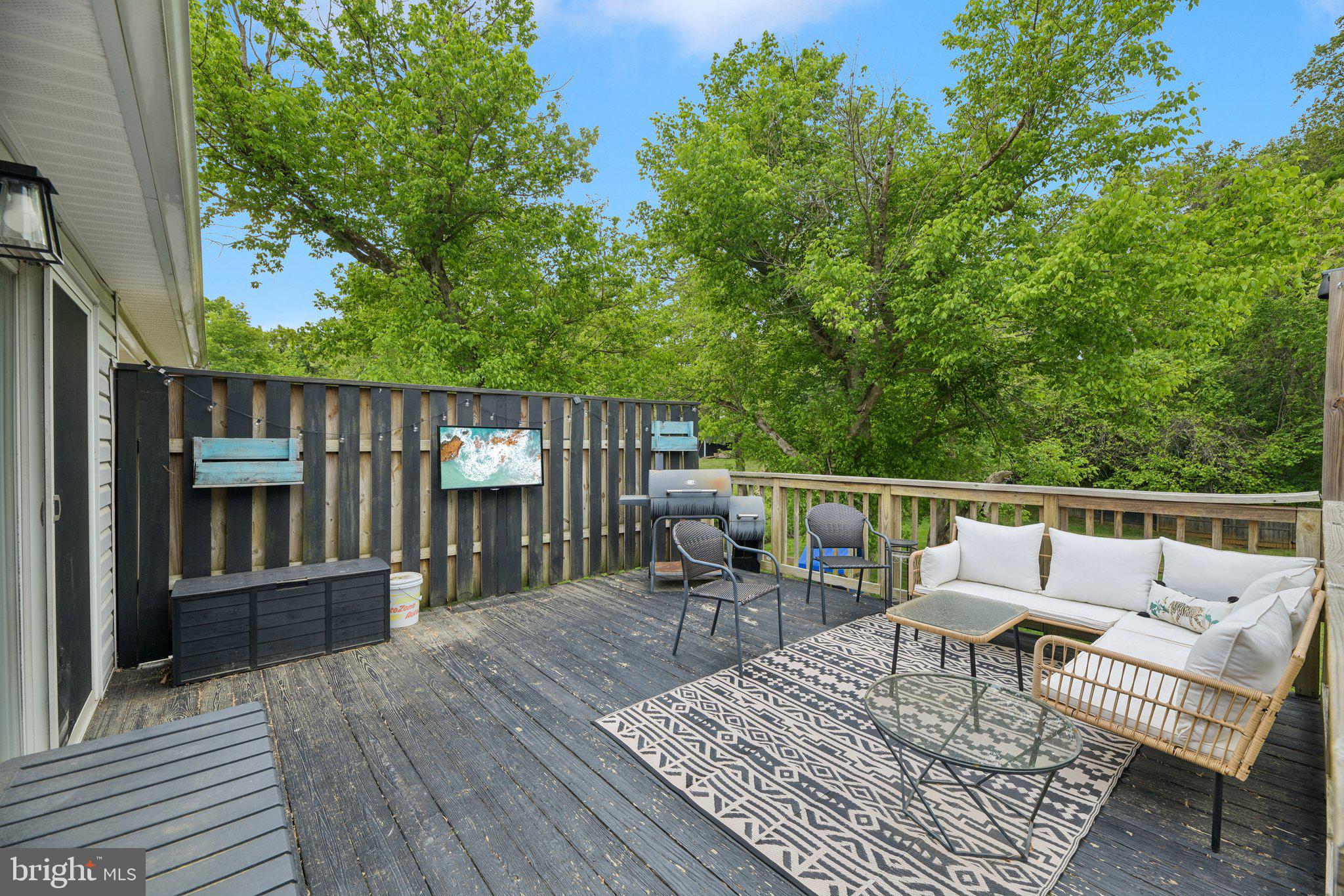 WHITE HALL PLAT 6 - Residential