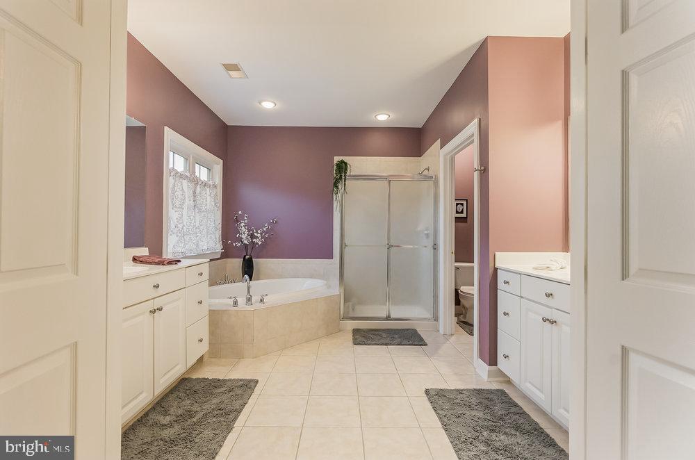 COLVARD MANOR - Residential