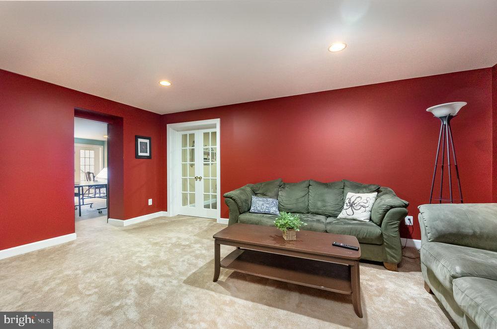 COLVARD MANOR - Residential