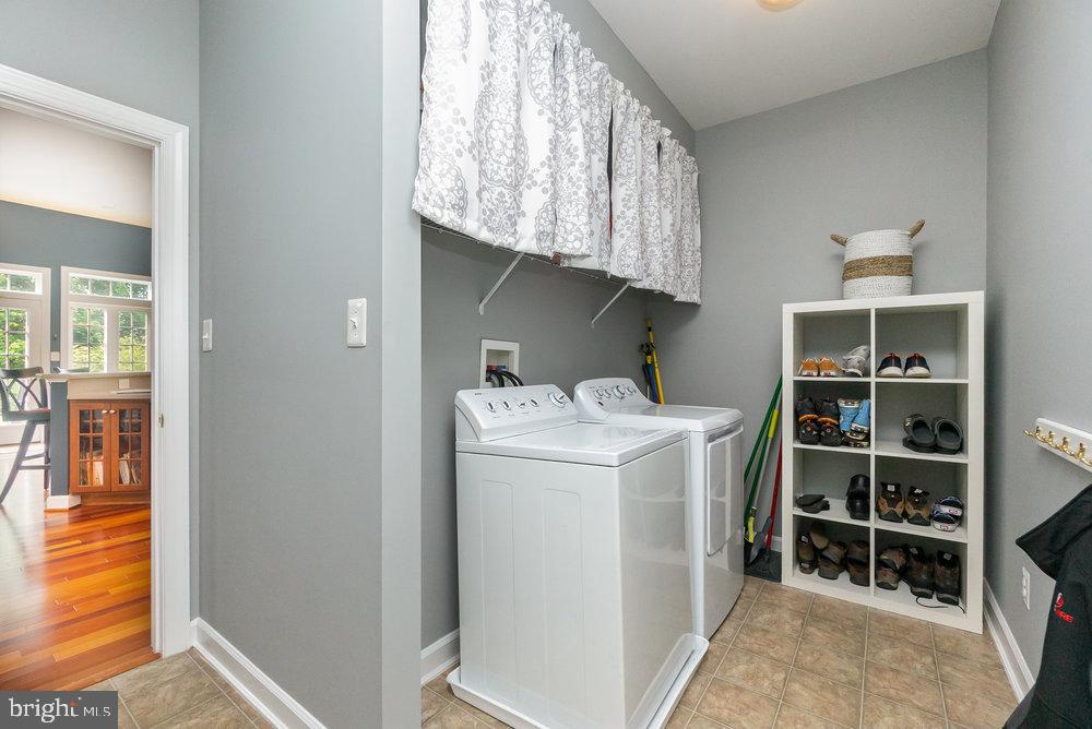 COLVARD MANOR - Residential