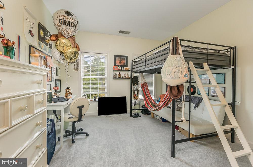 COLVARD MANOR - Residential