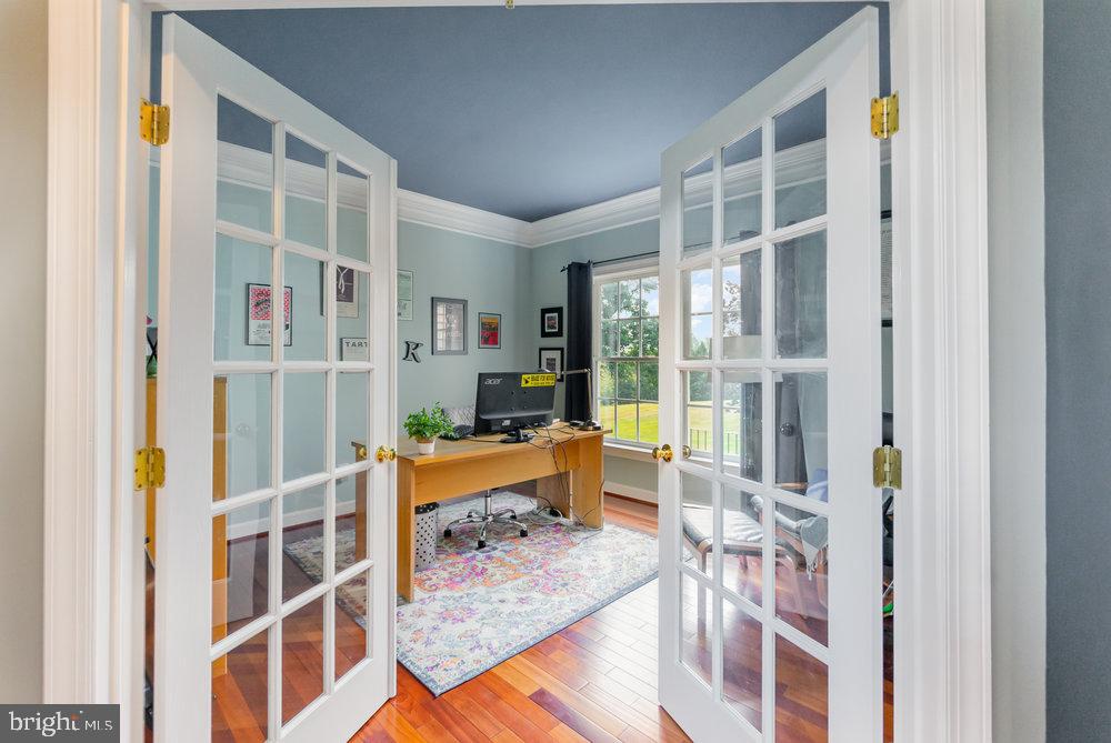 COLVARD MANOR - Residential