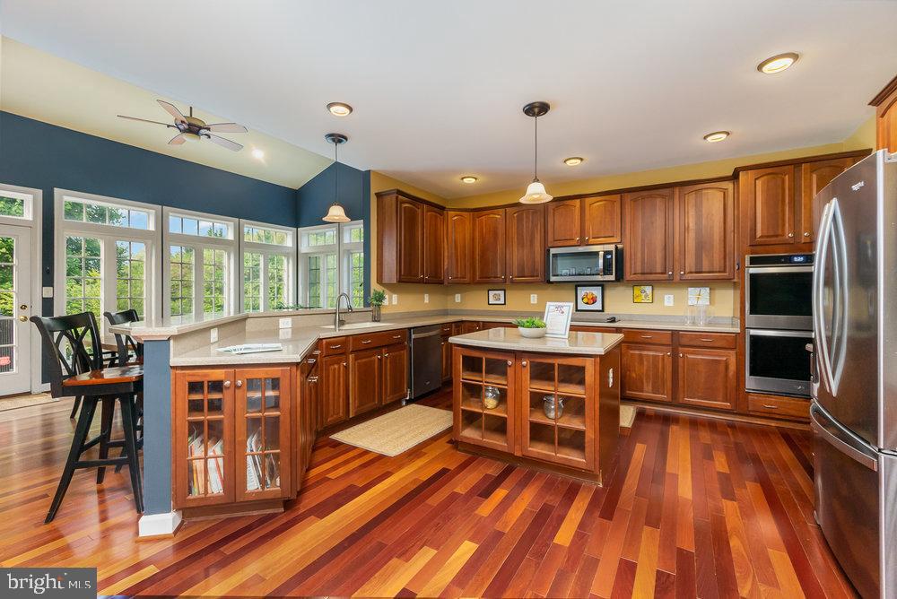 COLVARD MANOR - Residential