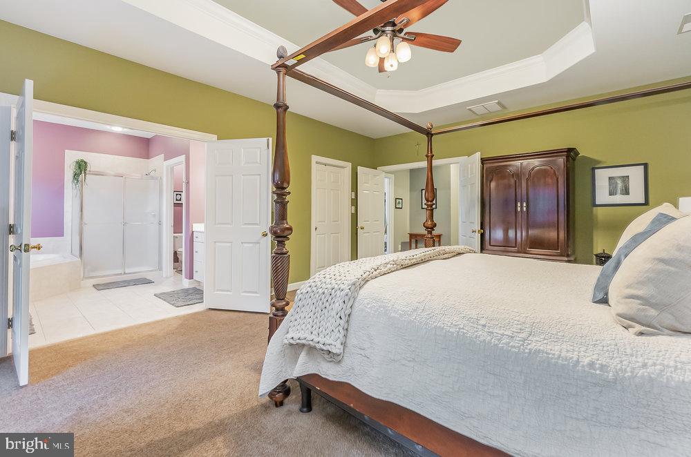 COLVARD MANOR - Residential