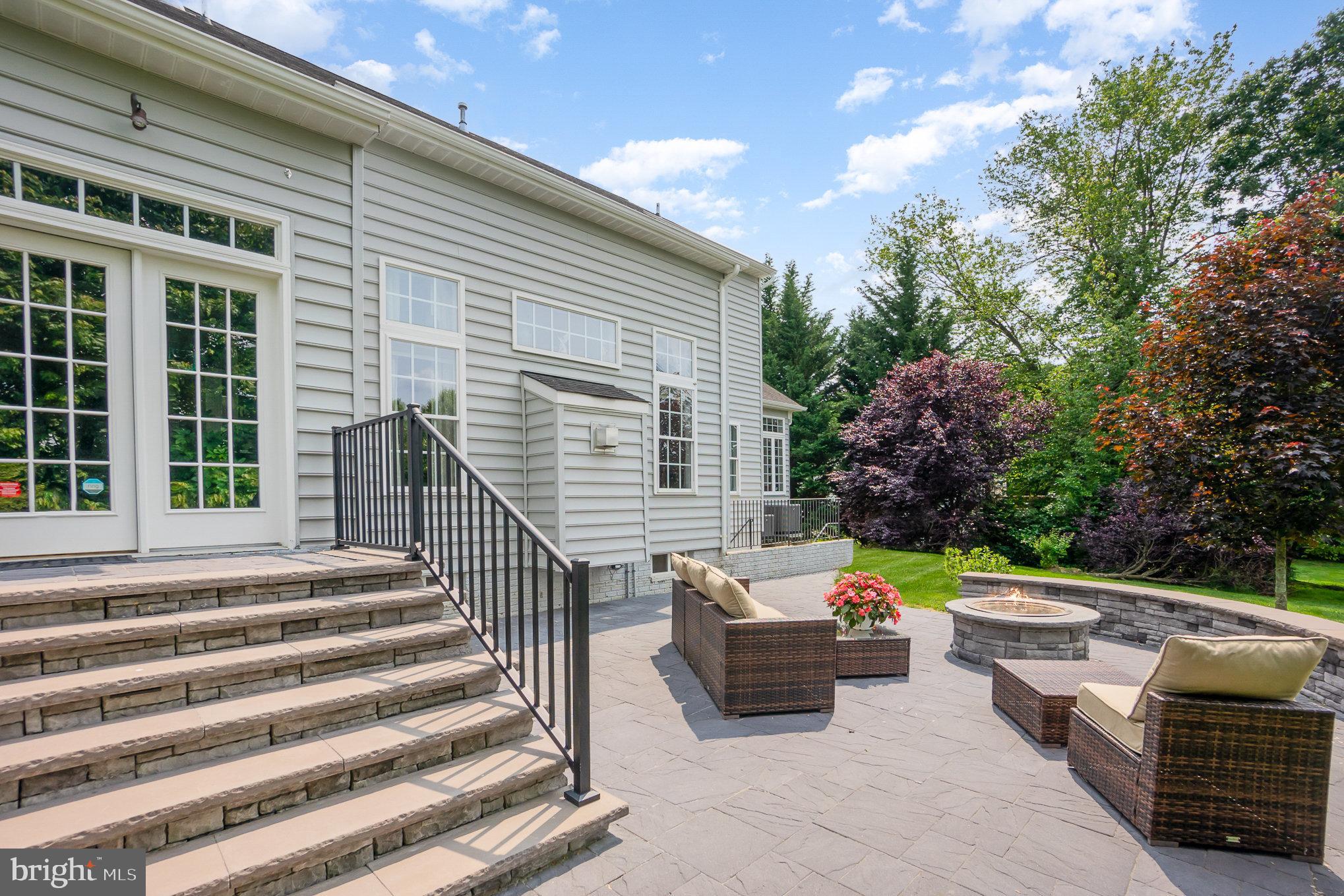 COLVARD MANOR - Residential