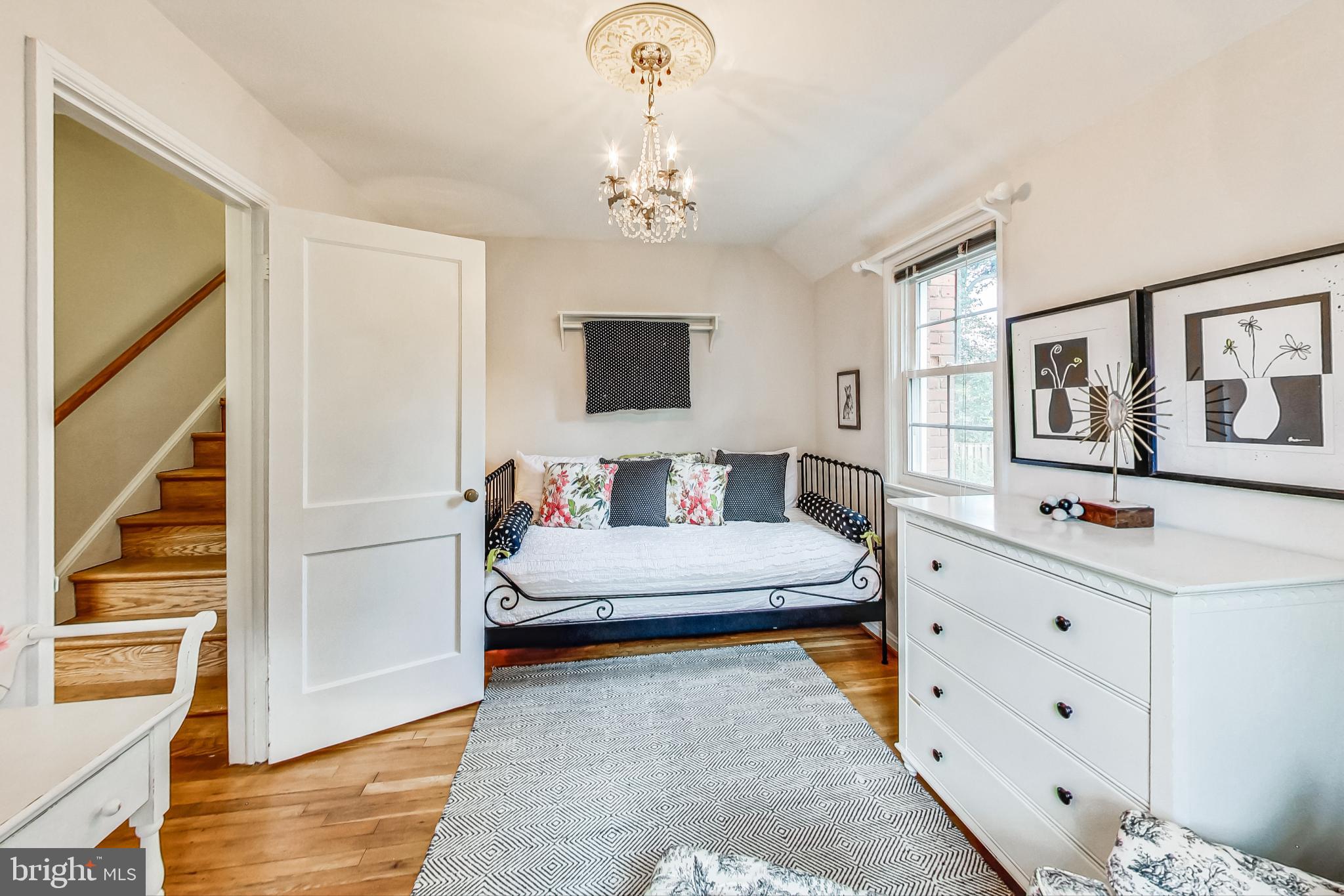 ROSEWOOD - Residential