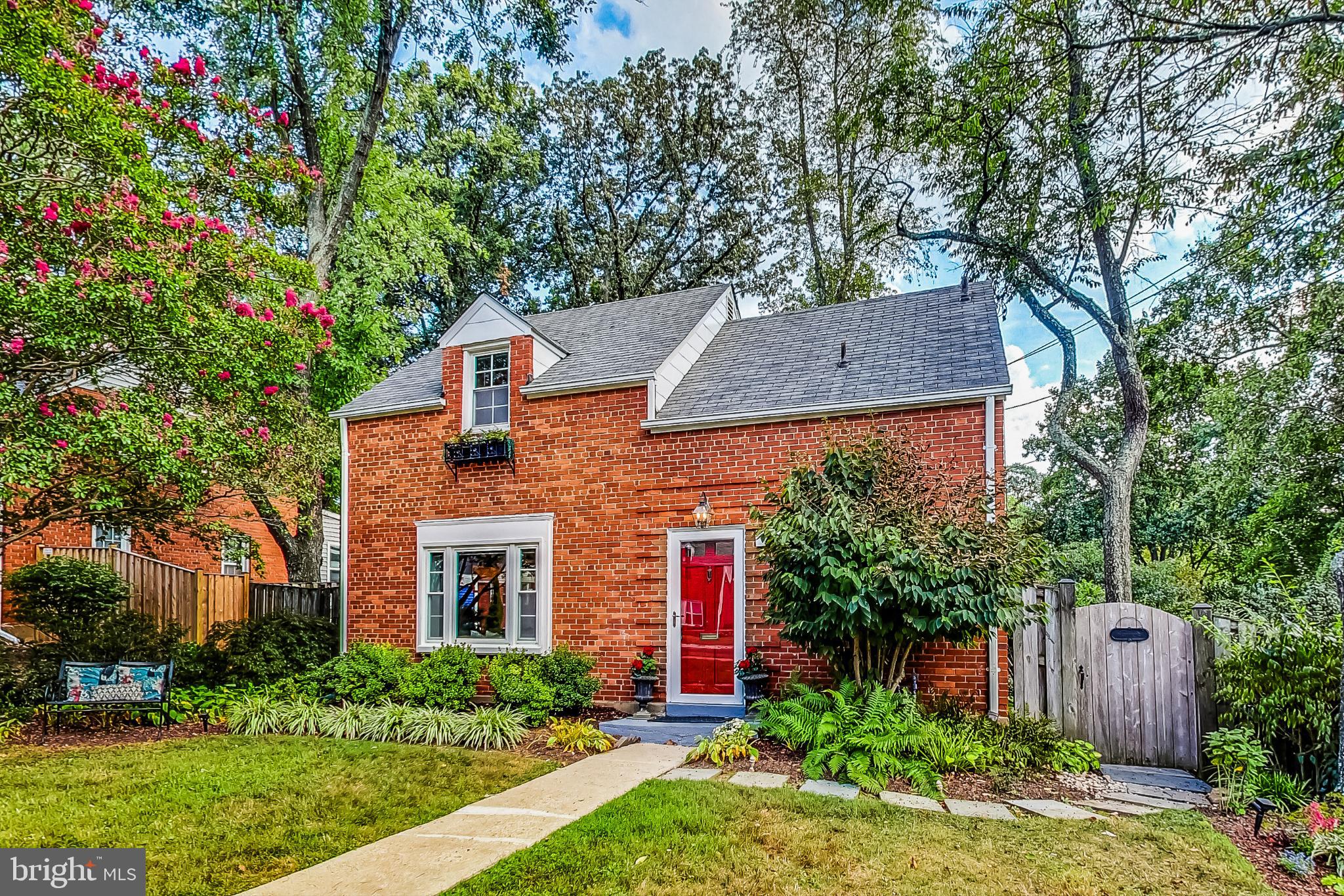 ROSEWOOD - Residential