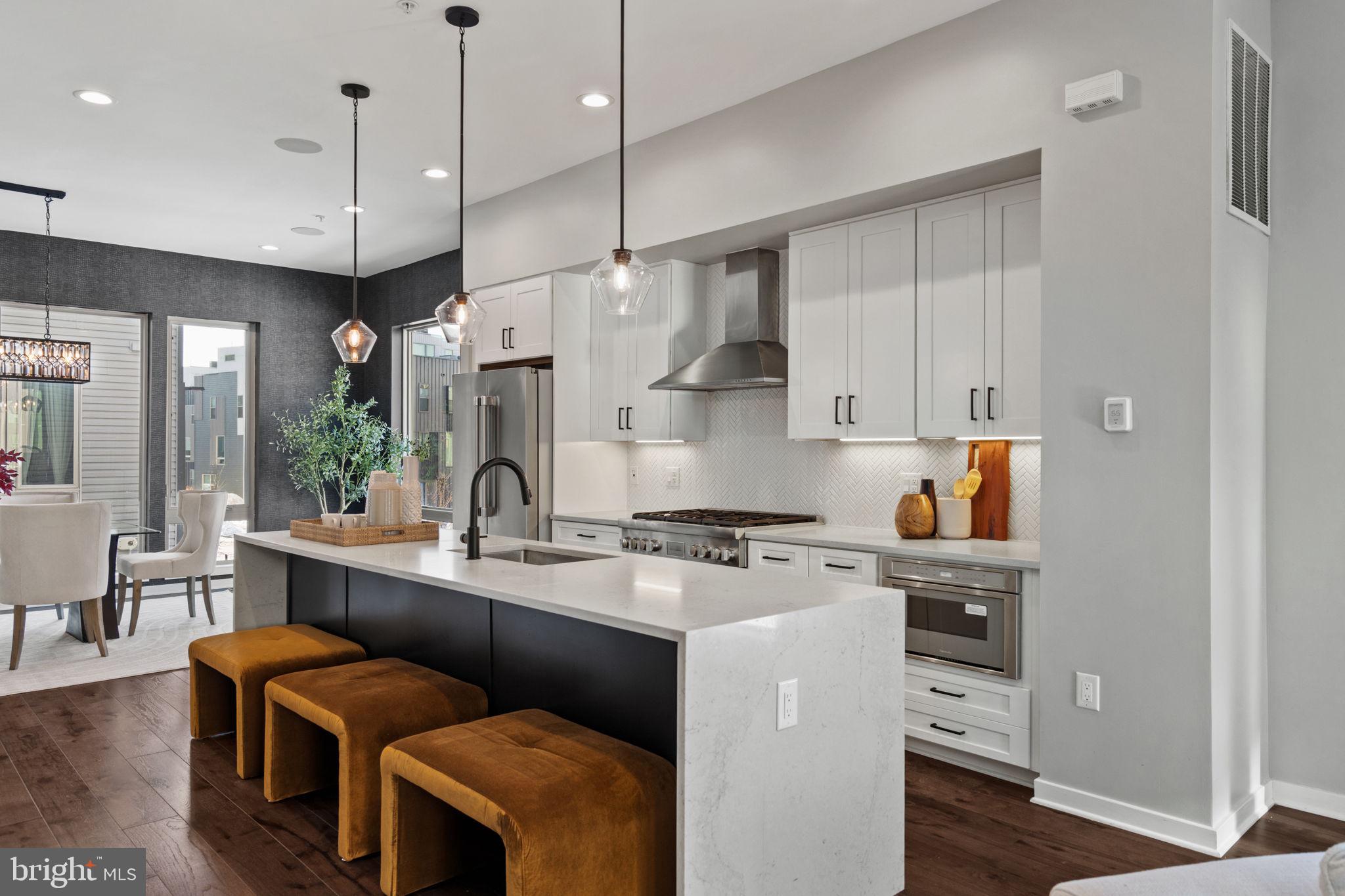 NORTHBANK - Residential