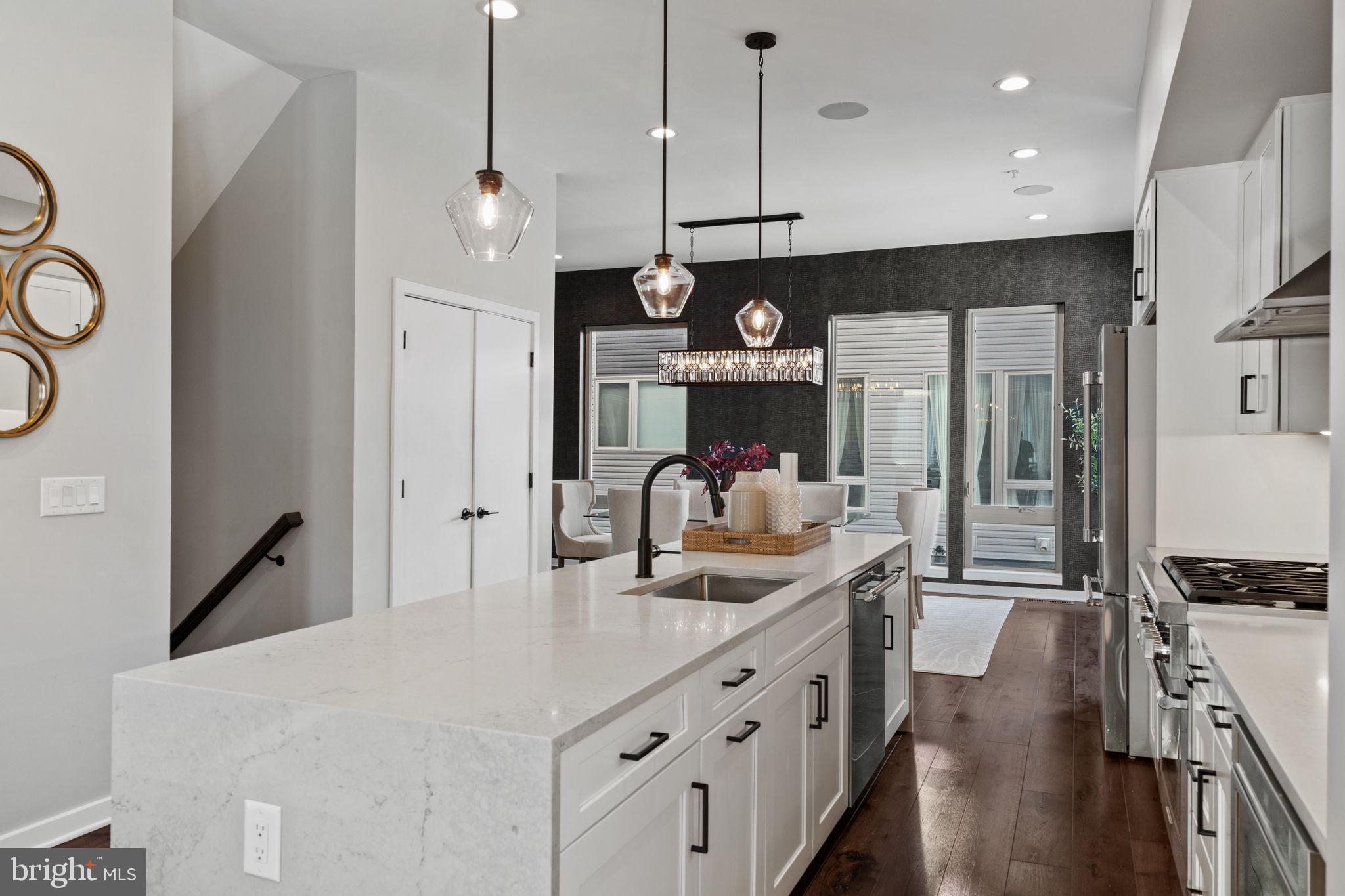 NORTHBANK - Residential