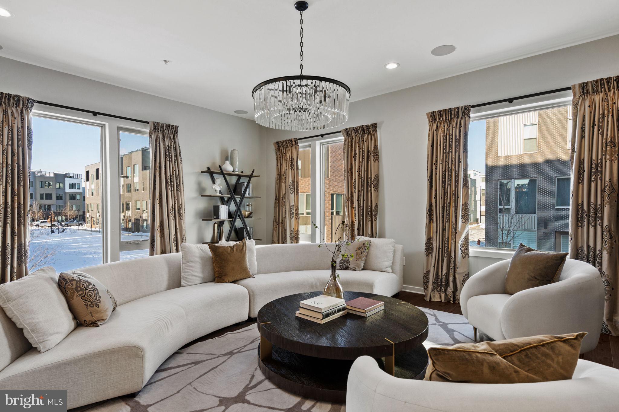 NORTHBANK - Residential