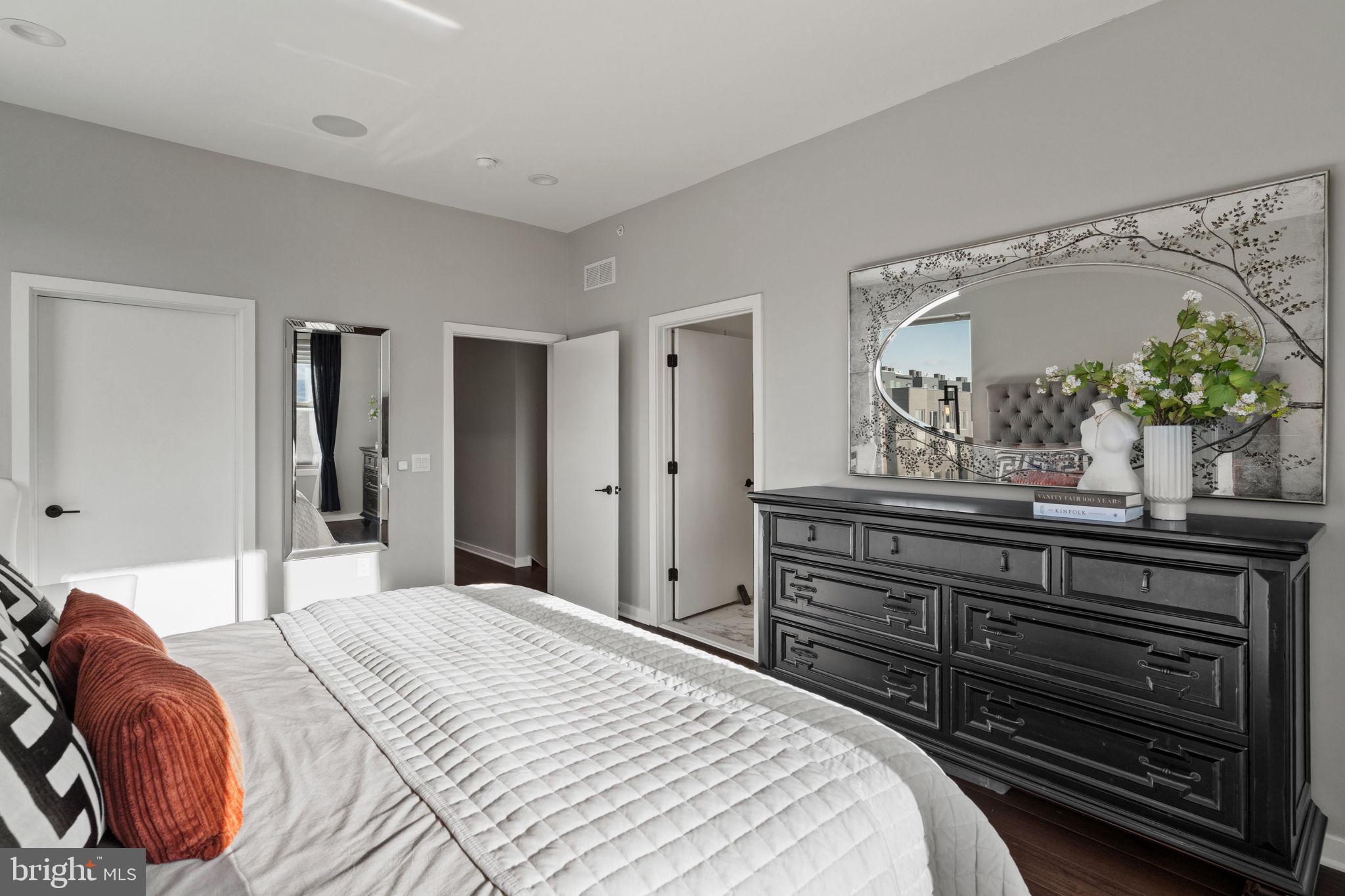 NORTHBANK - Residential