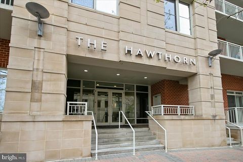 820 N POLLARD STREET 812 ARLINGTON VA 22203