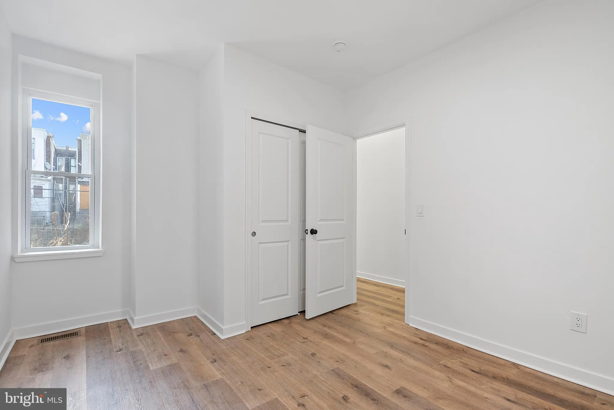 Philadelphia, Pennsylvania 19140, United States, 2 Bedrooms Bedrooms, ,1 BathroomBathrooms,Residential,Active,98467