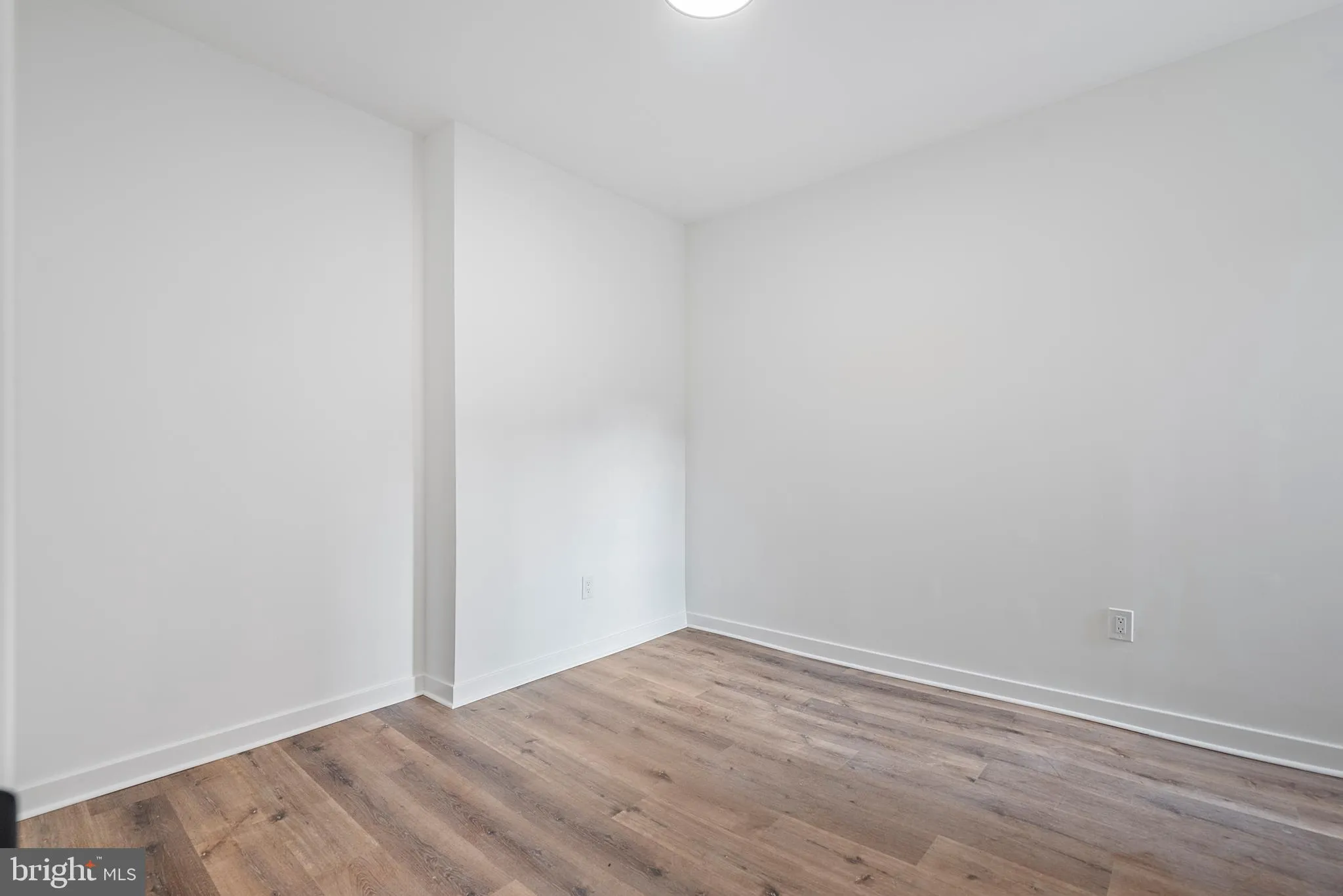 Philadelphia, Pennsylvania 19140, United States, 2 Bedrooms Bedrooms, ,1 BathroomBathrooms,Residential,Active,98467