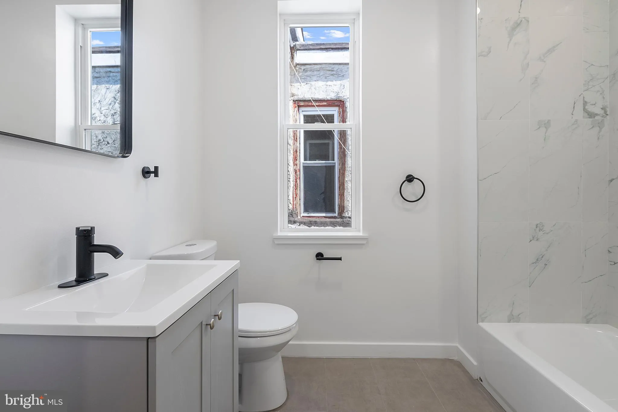 Philadelphia, Pennsylvania 19140, United States, 2 Bedrooms Bedrooms, ,1 BathroomBathrooms,Residential,Active,98467