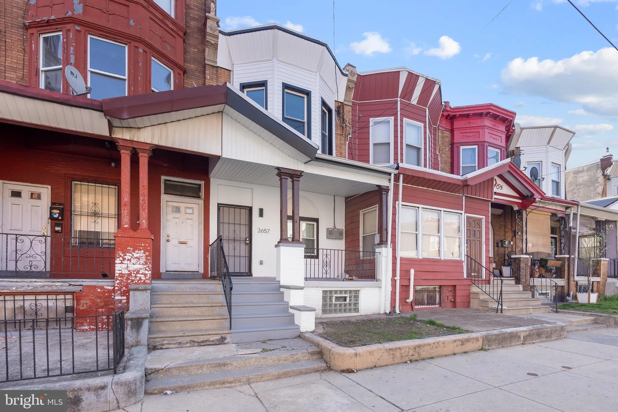 Philadelphia, Pennsylvania 19140, United States, 2 Bedrooms Bedrooms, ,1 BathroomBathrooms,Residential,Active,98467