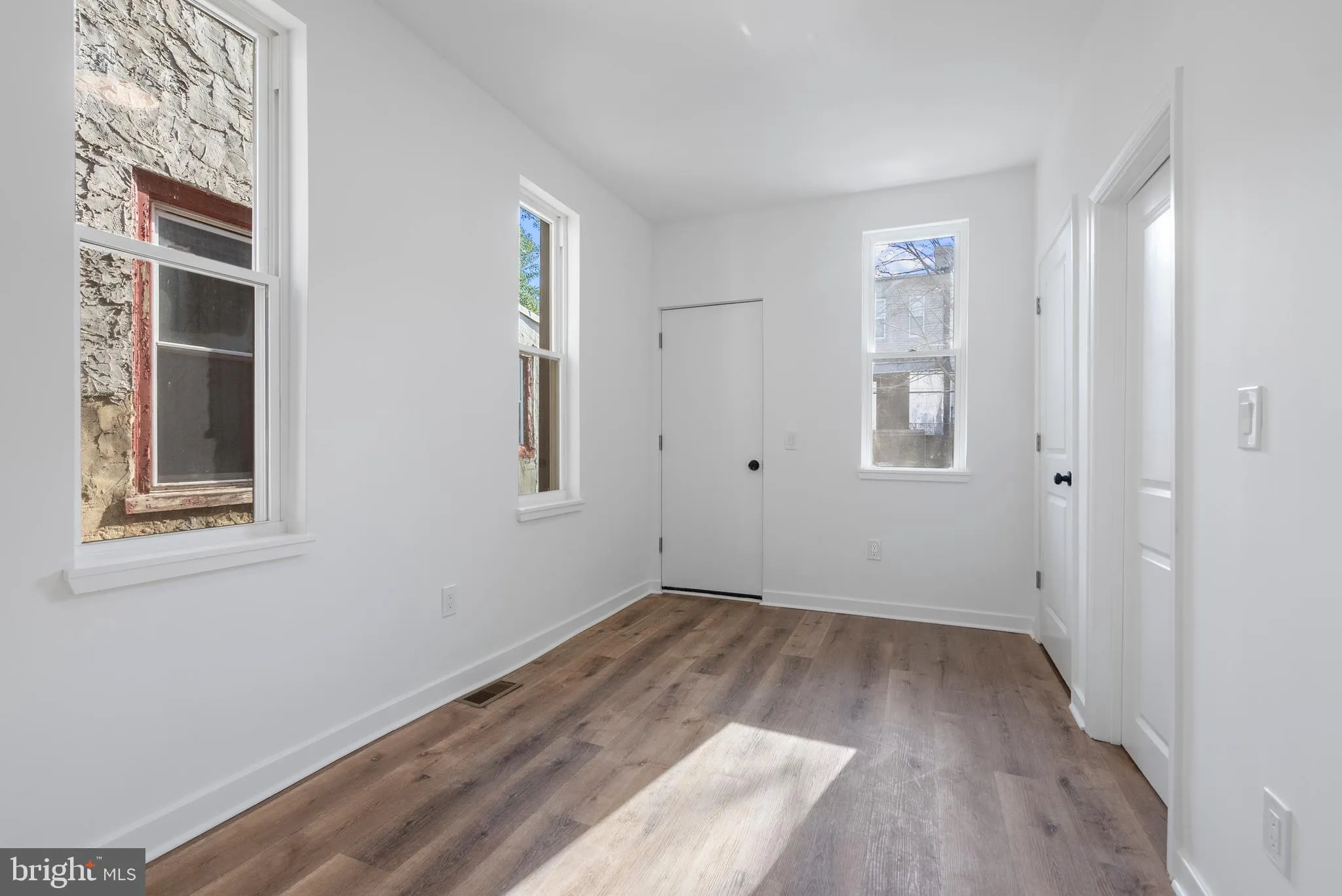 Philadelphia, Pennsylvania 19140, United States, 2 Bedrooms Bedrooms, ,1 BathroomBathrooms,Residential,Active,98467