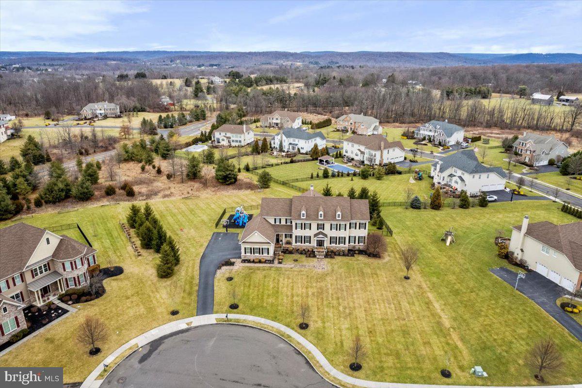 CHAPMANS CORNER - Residential