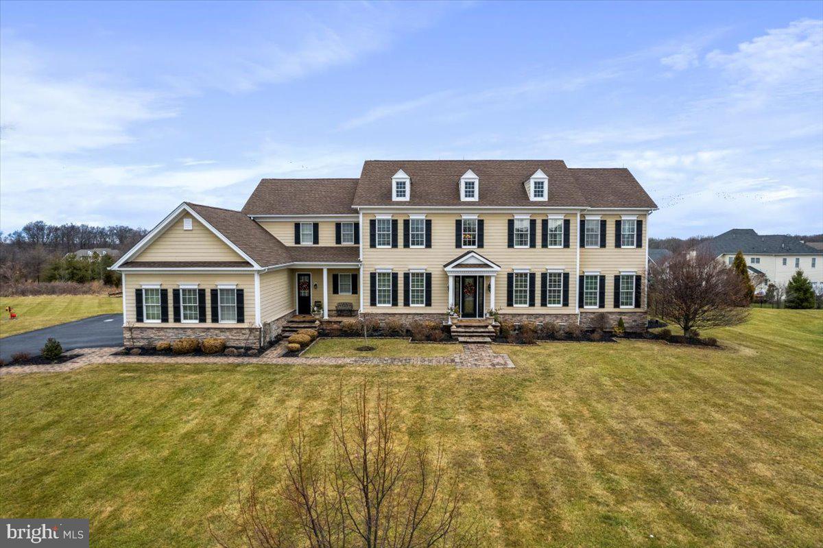 CHAPMANS CORNER - Residential