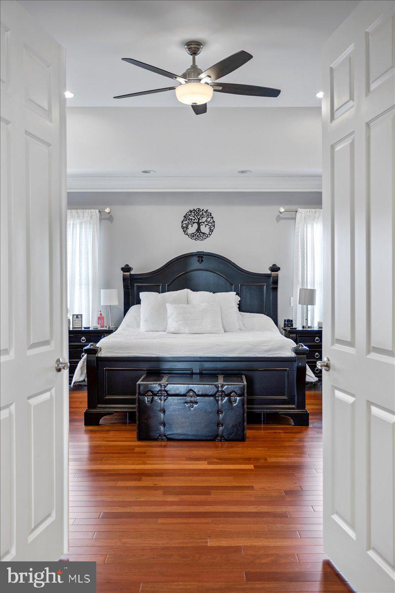 CHAPMANS CORNER - Residential