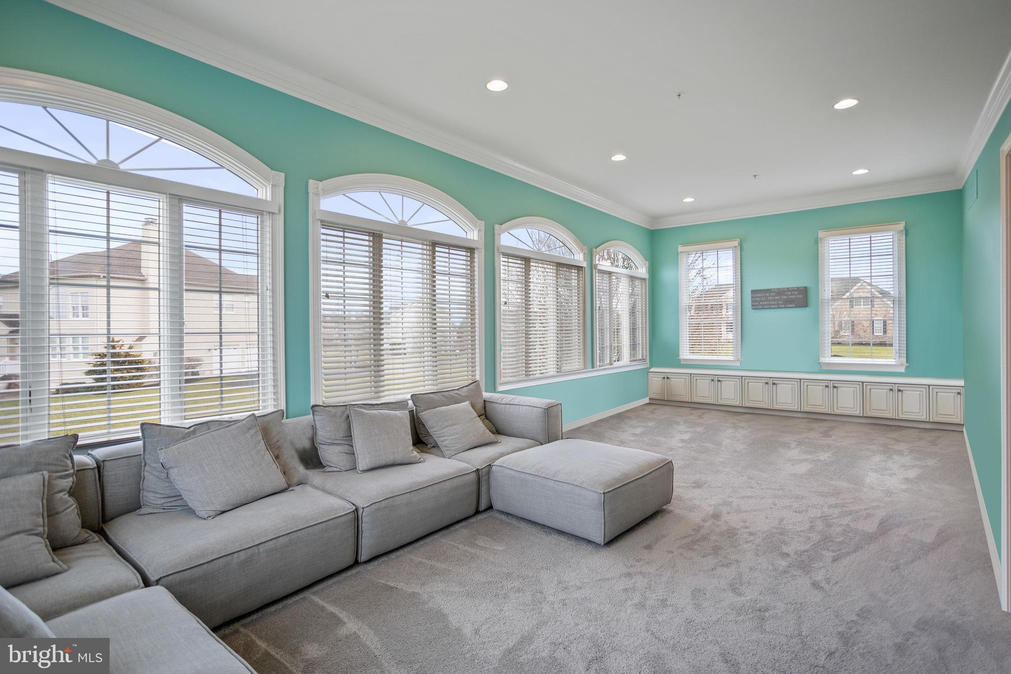 CHAPMANS CORNER - Residential