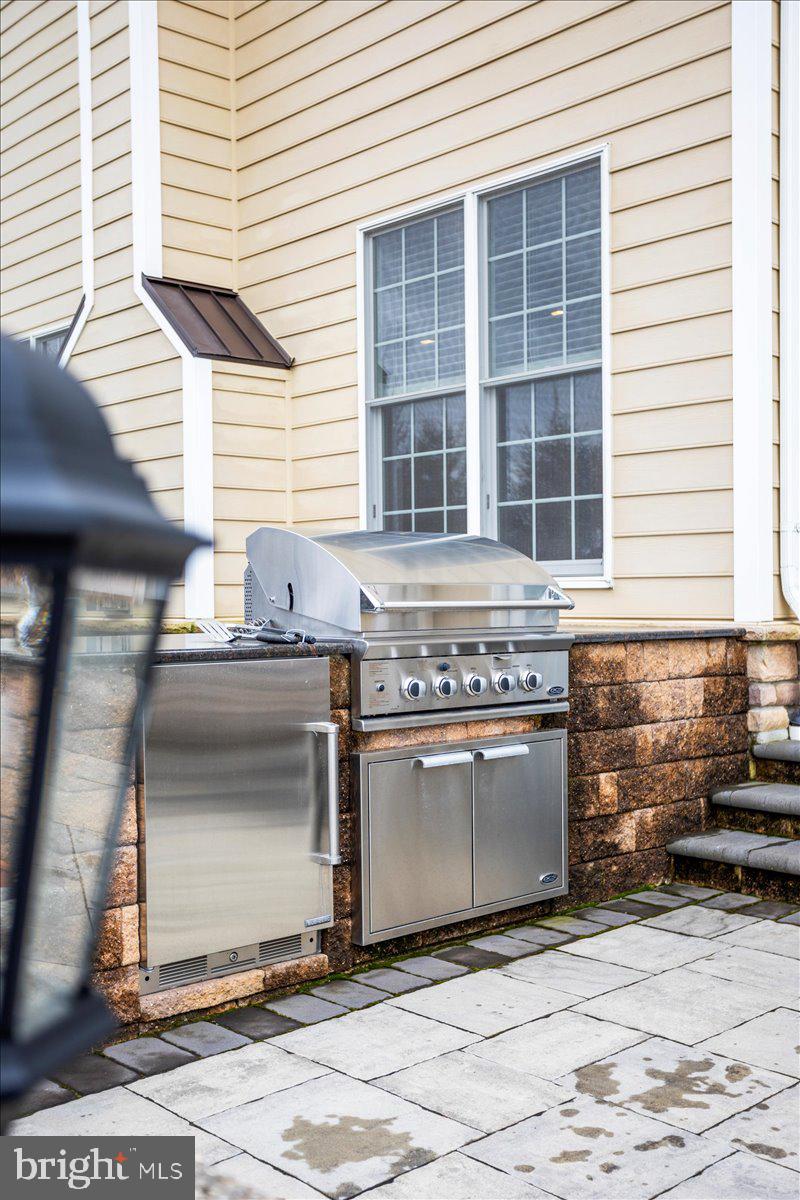 CHAPMANS CORNER - Residential