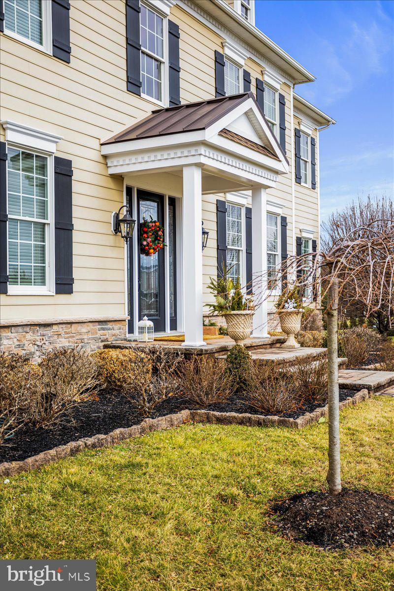 CHAPMANS CORNER - Residential