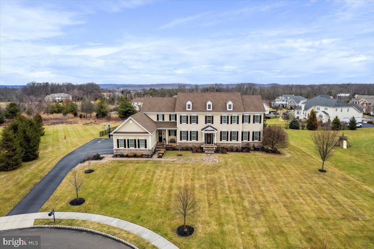 CHAPMANS CORNER - Residential