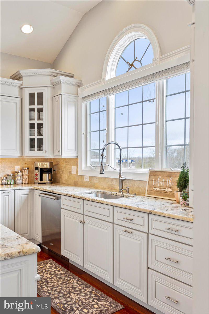 CHAPMANS CORNER - Residential