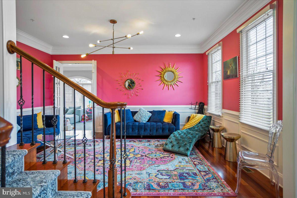 CHAPMANS CORNER - Residential