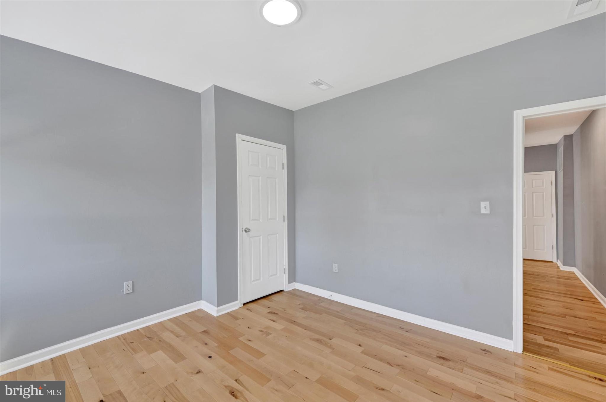 CHARLES VILLAGE - Residential