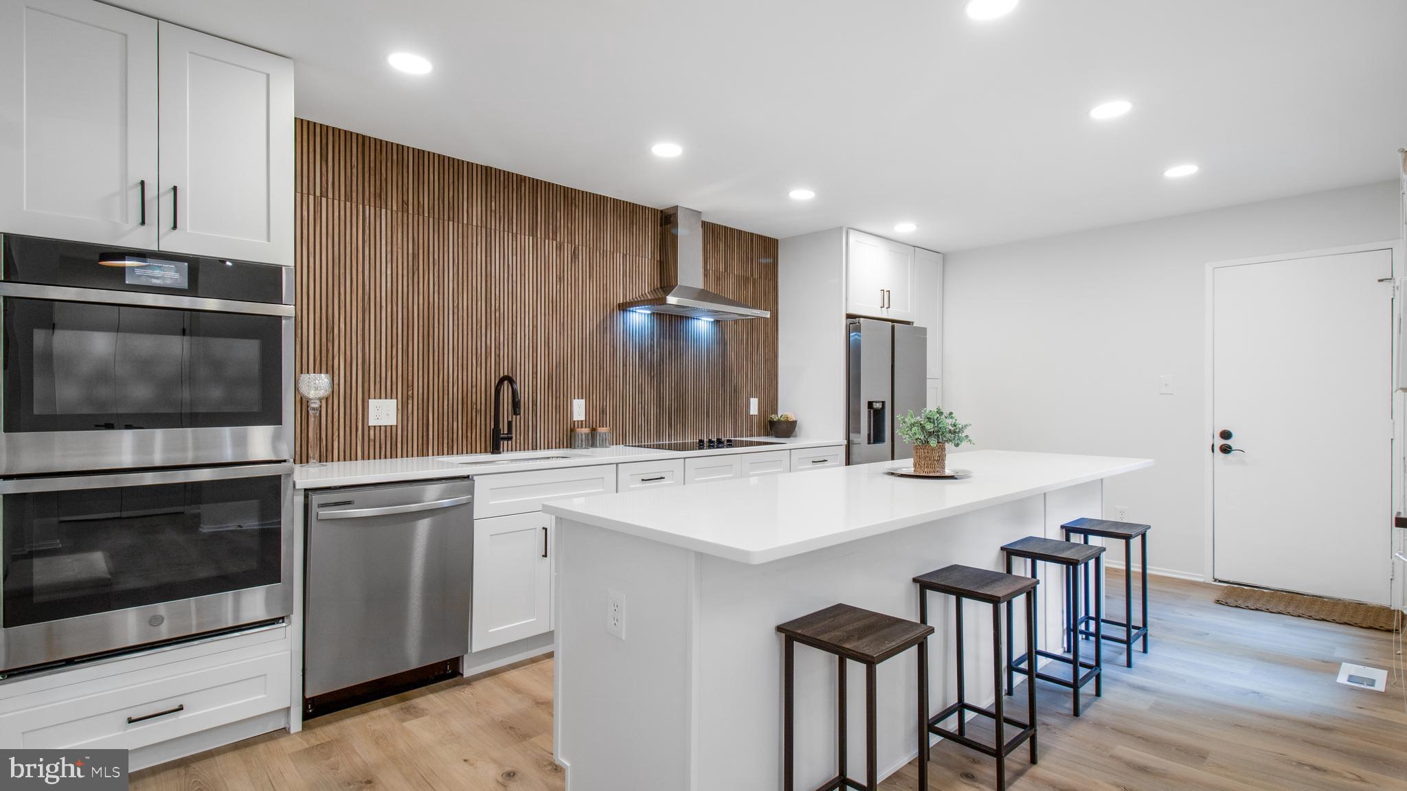 FAWSETT FARMS MANOR - Residential