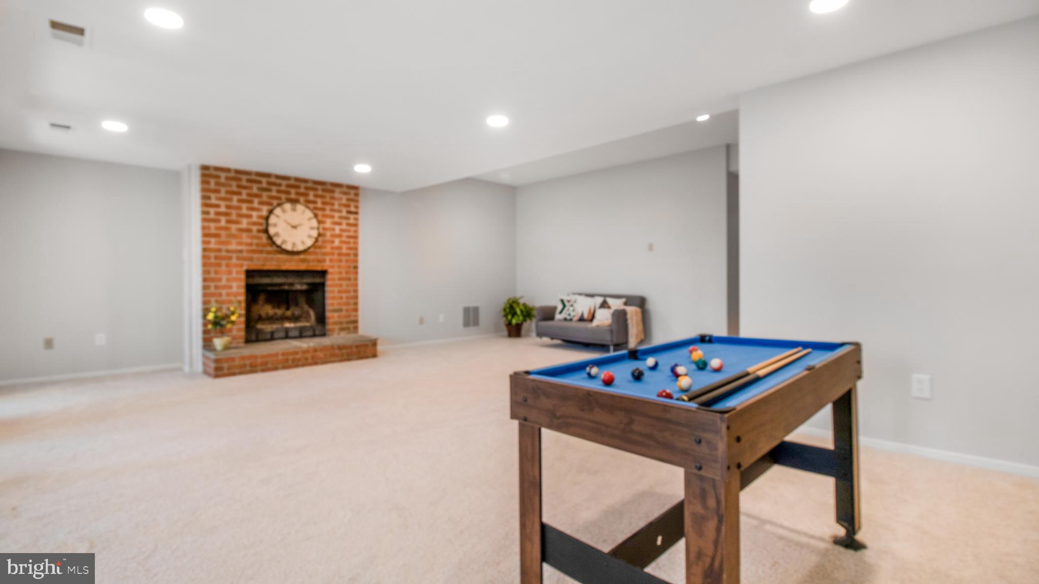 FAWSETT FARMS MANOR - Residential