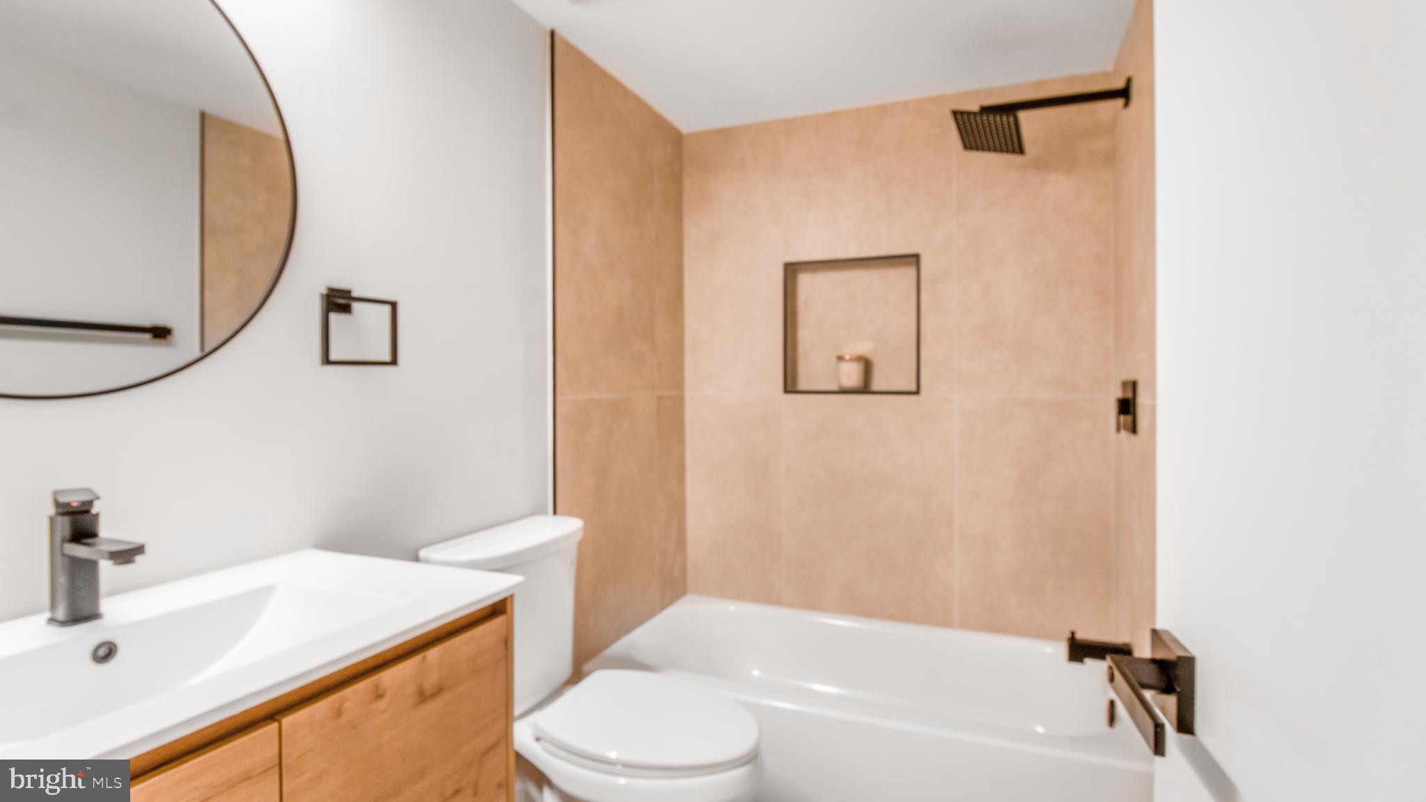 FAWSETT FARMS MANOR - Residential