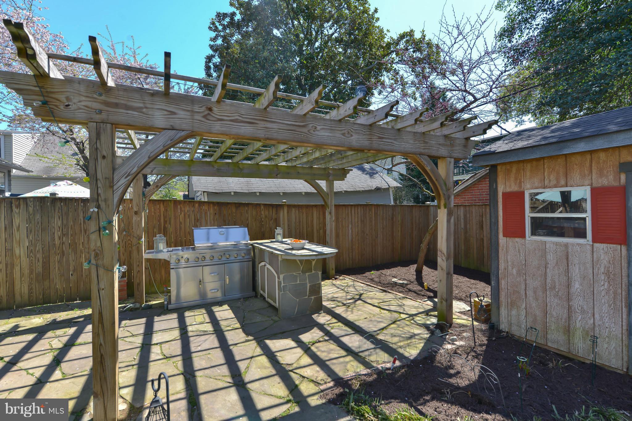 TEMPLE PARK - Residential