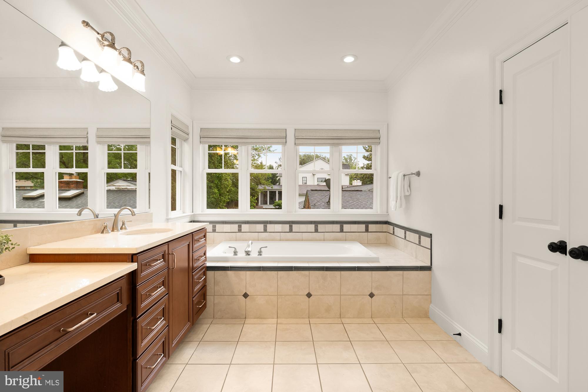 LANDON WOODS - Residential