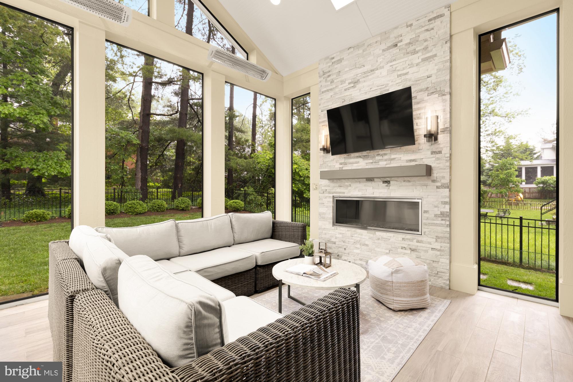 LANDON WOODS - Residential