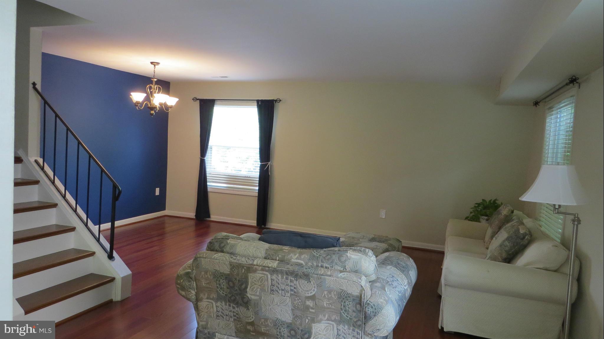 BEVERLY HILLS - Residential