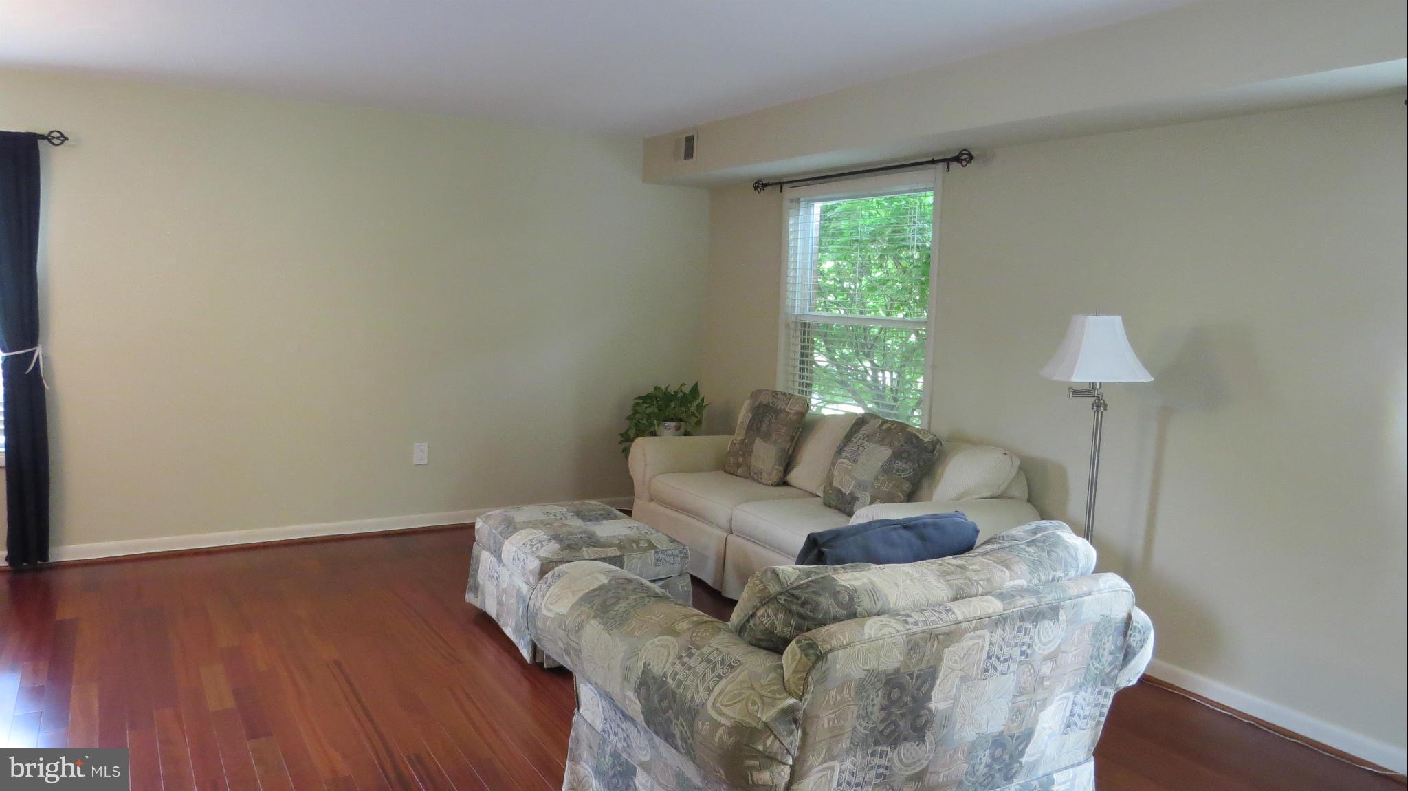 BEVERLY HILLS - Residential