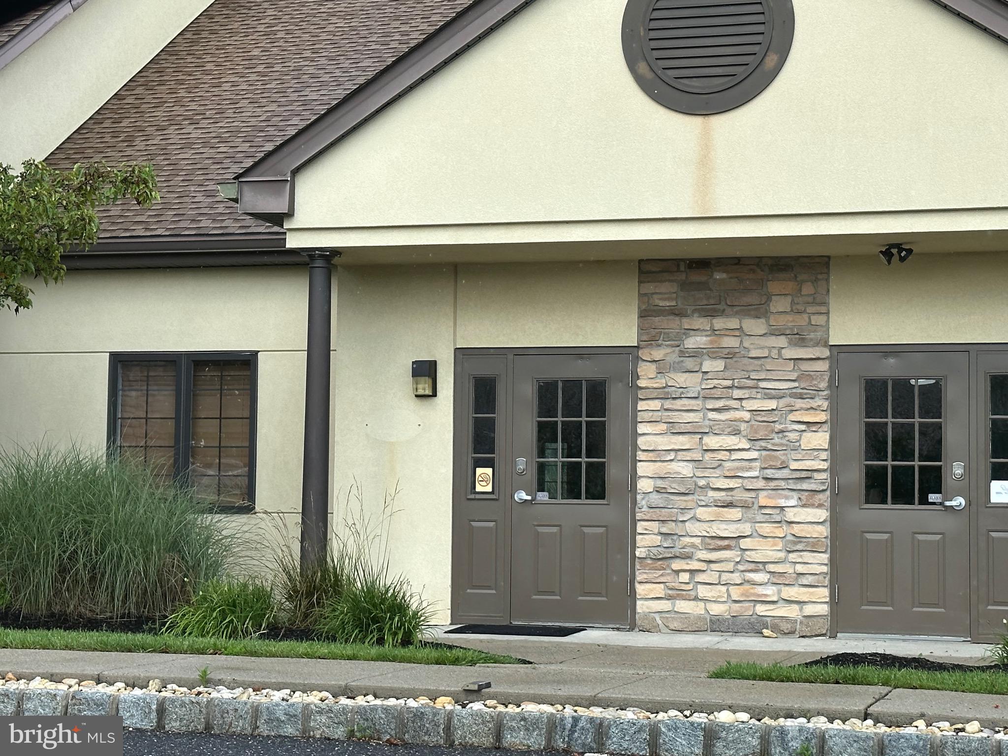 200 INDEPENDENCE BOULEVARD 1-4