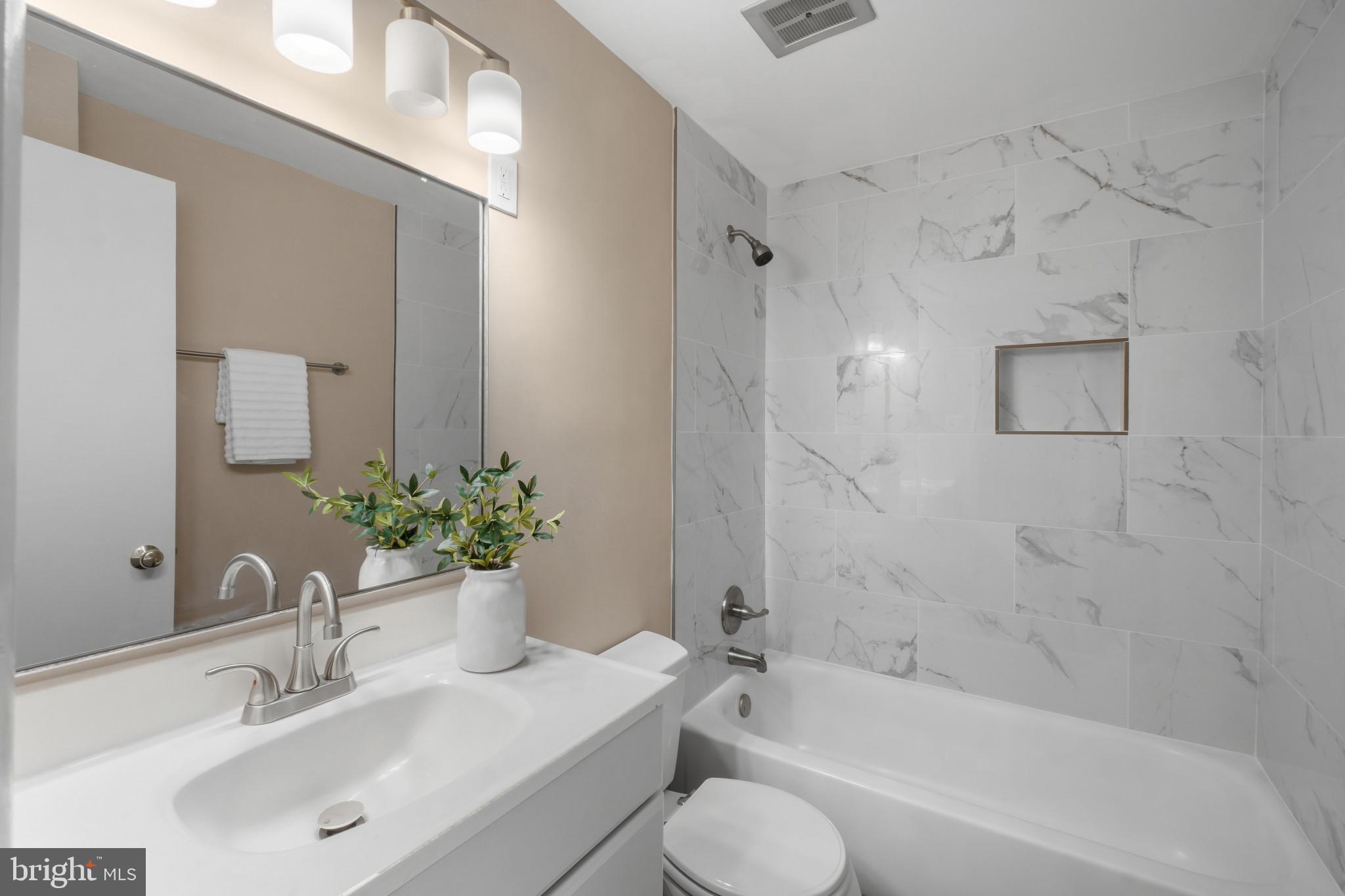ROCK CREEK ESTATES - Residential