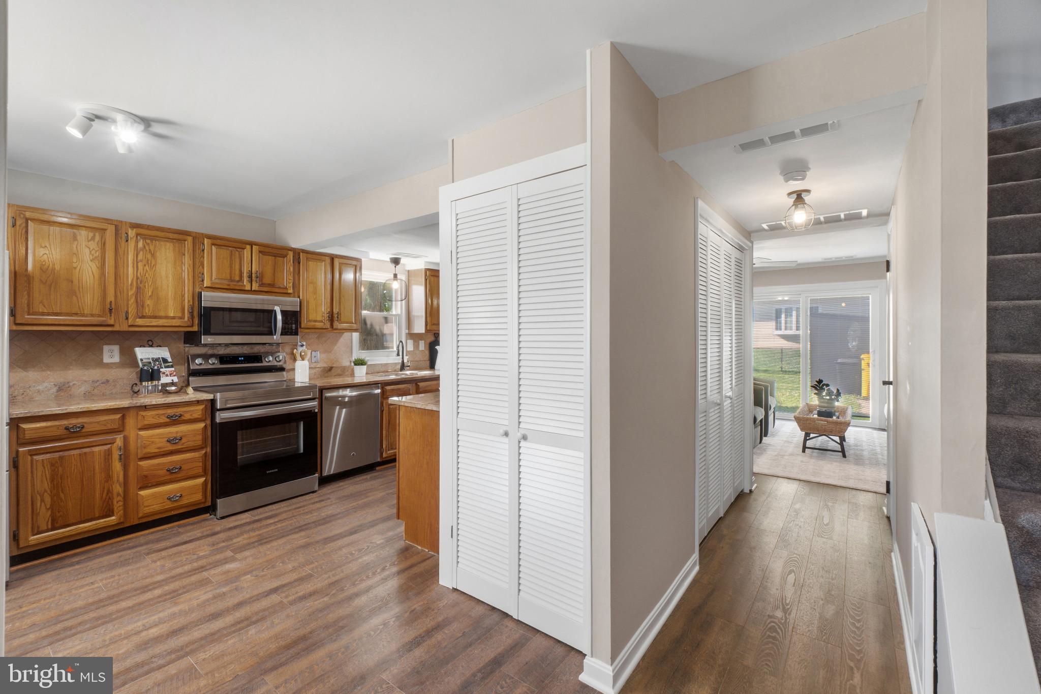 ROCK CREEK ESTATES - Residential