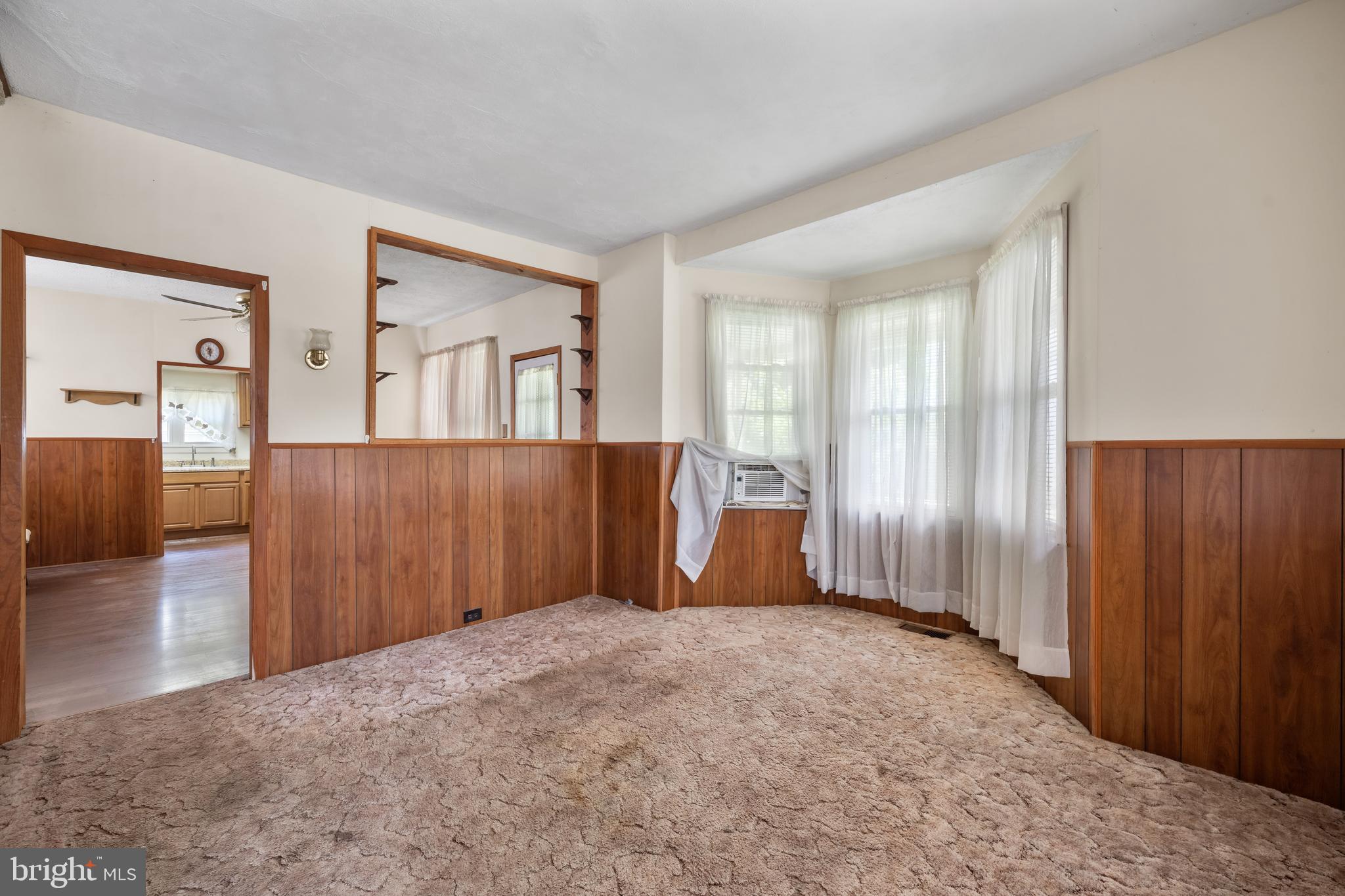 331 W JACKSON AVENUE
