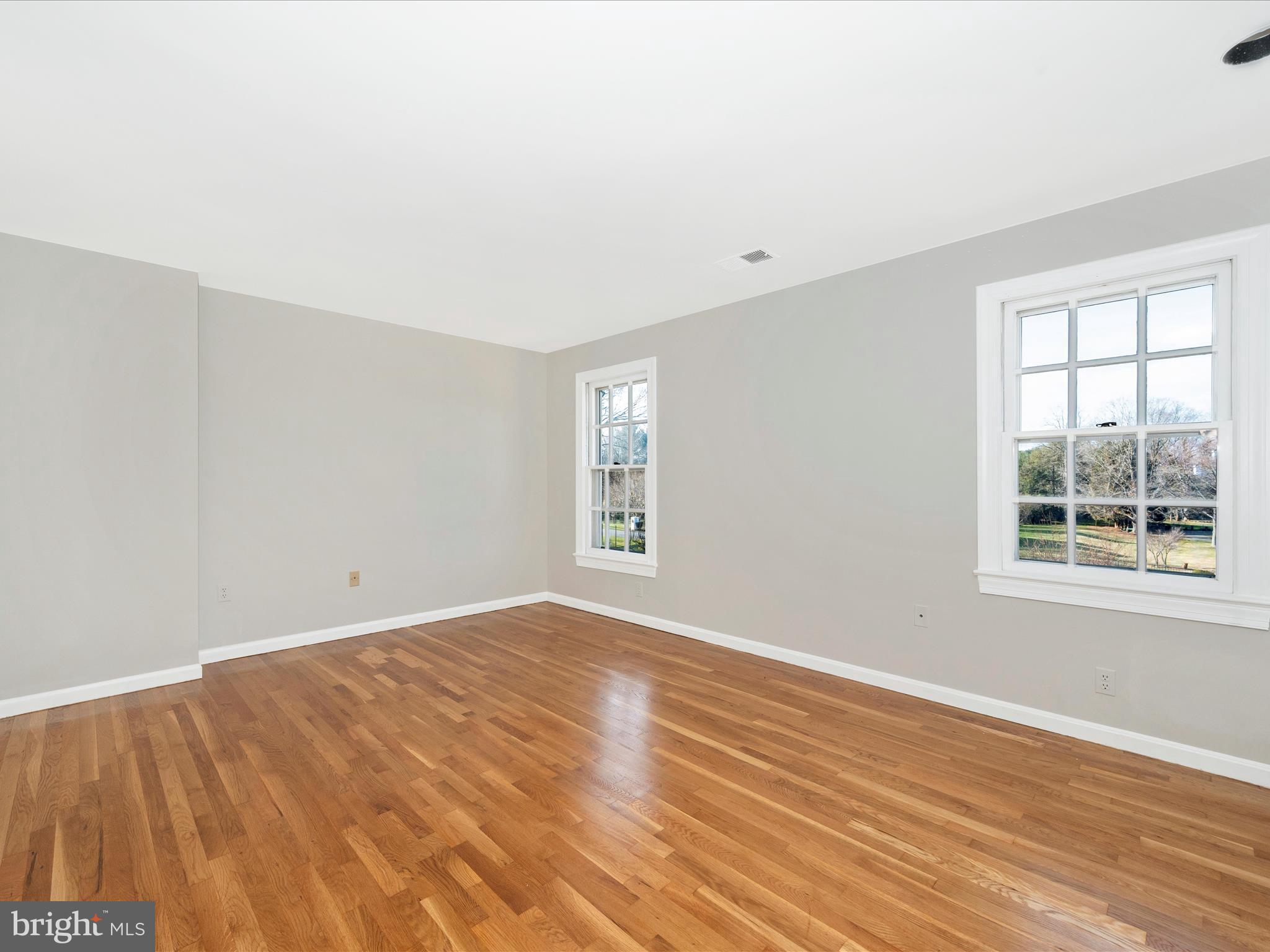 RIVER OAKS FARM - Residential Lease