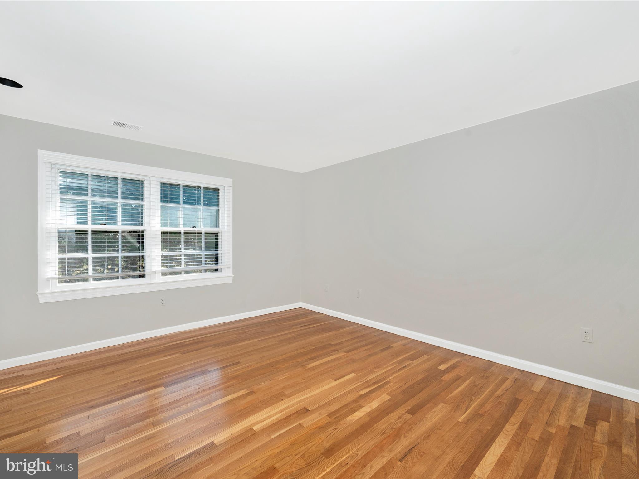 RIVER OAKS FARM - Residential Lease