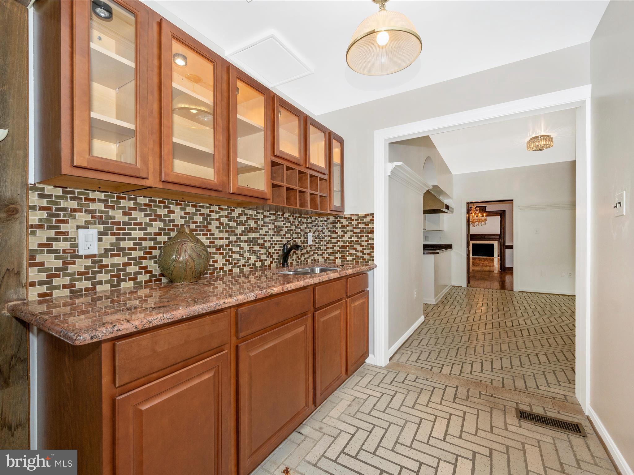 RIVER OAKS FARM - Residential Lease