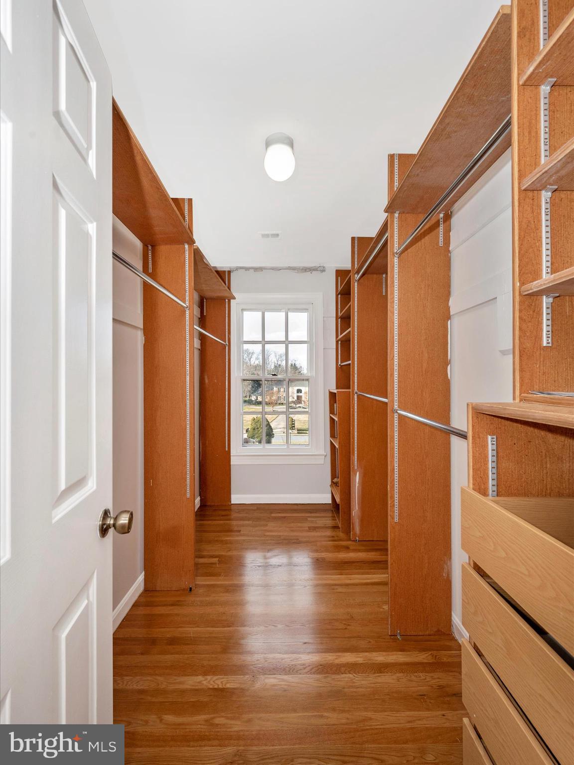 RIVER OAKS FARM - Residential Lease