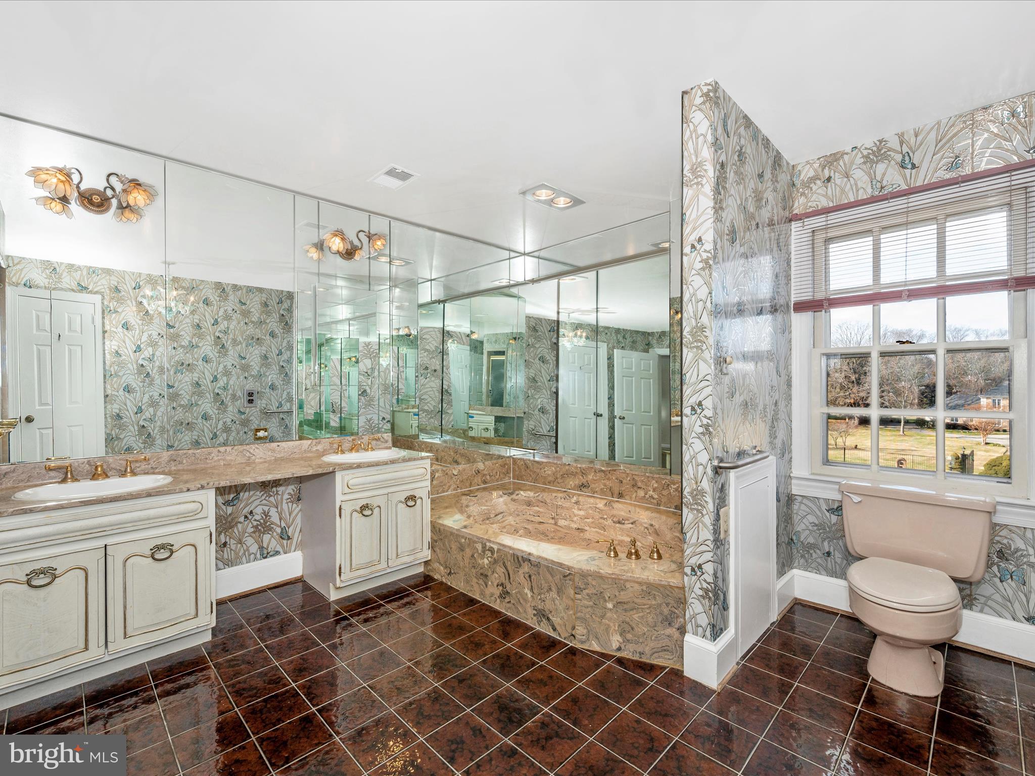 RIVER OAKS FARM - Residential Lease