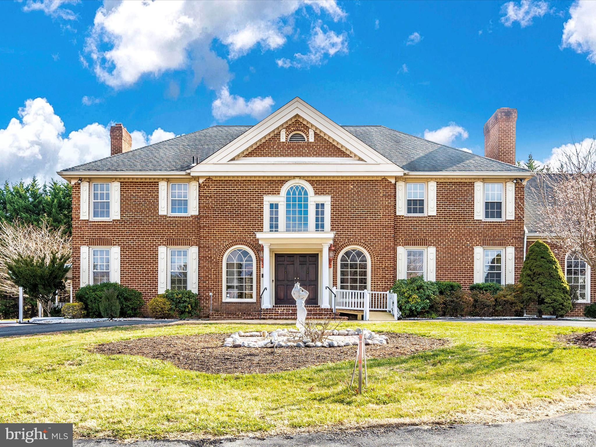 RIVER OAKS FARM - Residential Lease