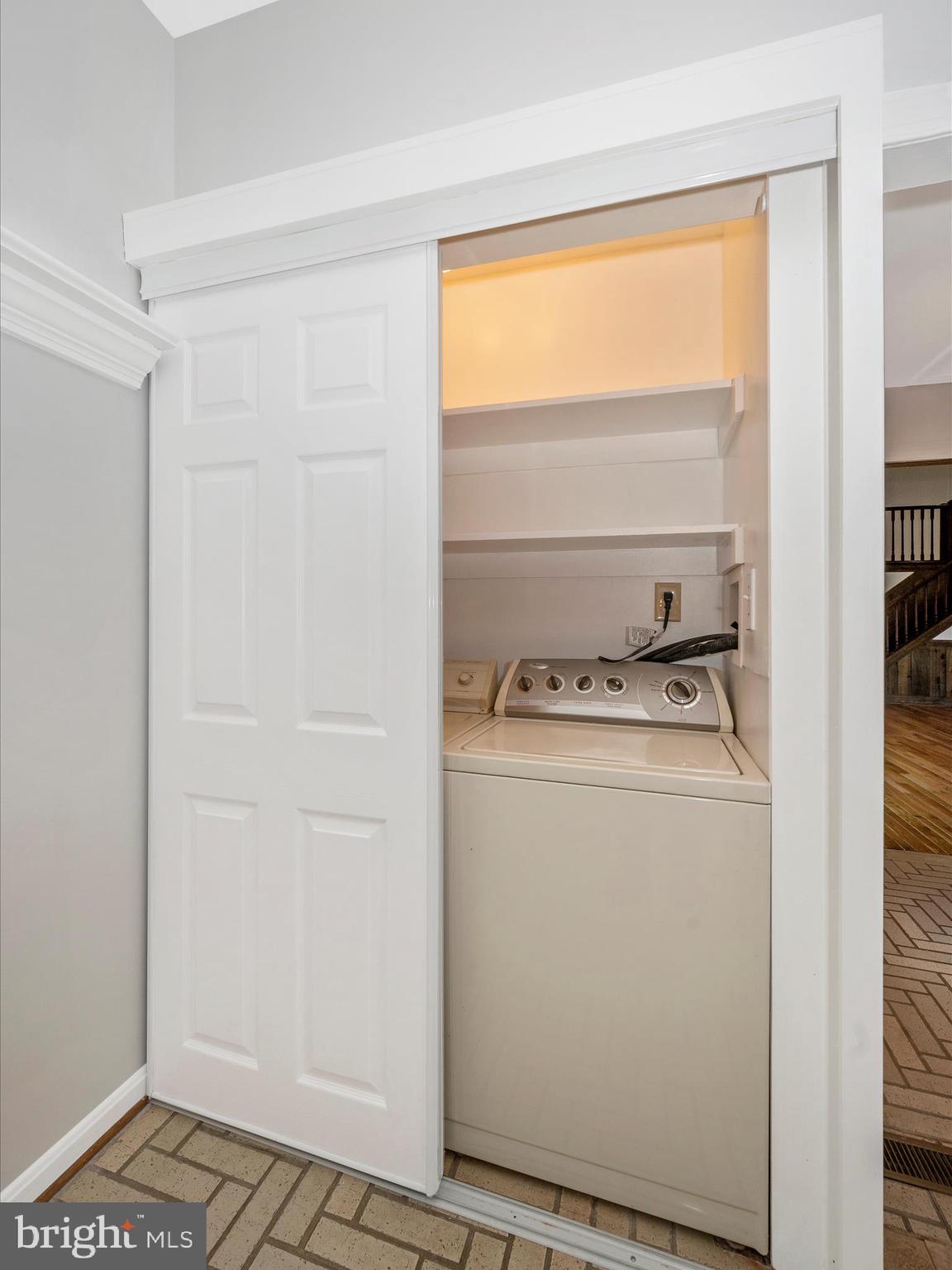 RIVER OAKS FARM - Residential Lease